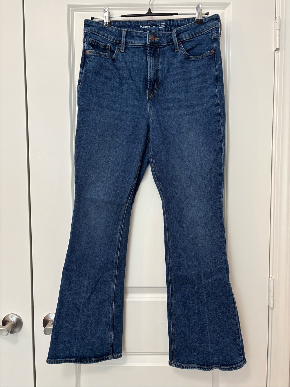 Old Navy Extra High Rise Medium Wash Flare Jeans, Size 12